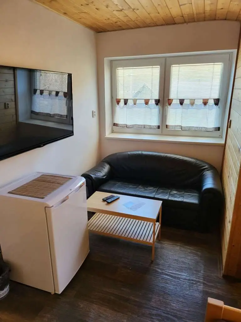 Podkrovní apartmán č. 2 v alpském stylu – penzion Na Rybníčku Bohutín